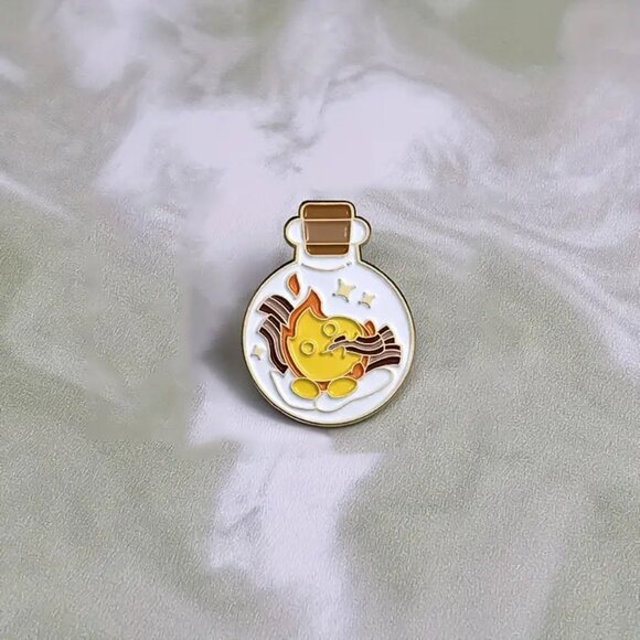 Calcifer & His Bacon ♥︎ Enamel Pin (from Howl's Moving Castle) - Brand-New! - Picture 3 of 5